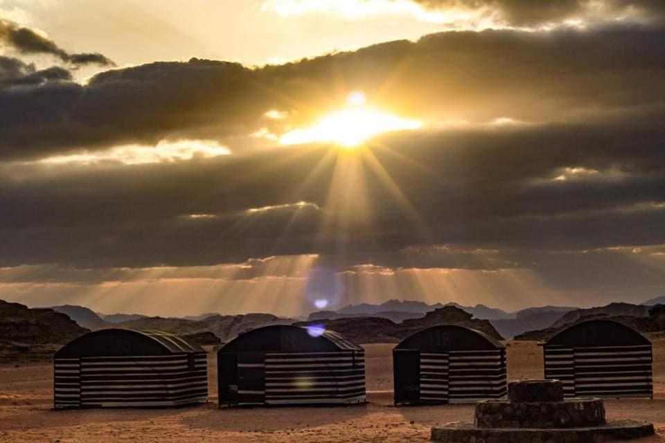 فندق وادي رمفي  Bedouin Adventure & Tours المظهر الخارجي الصورة